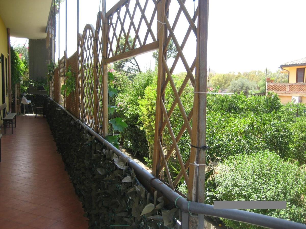 Oasi Del Lago Regalbuto ภายนอก รูปภาพ